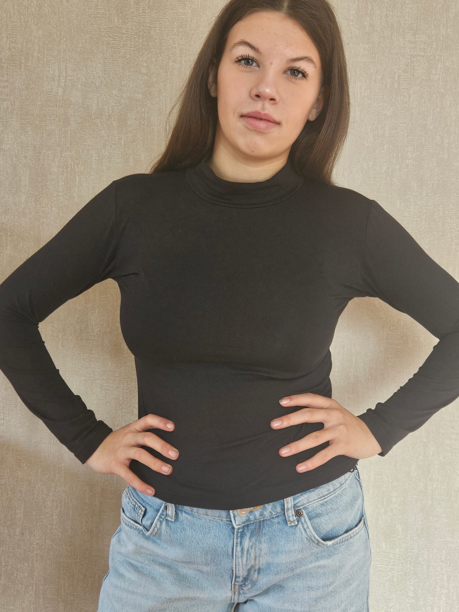 Sous-pull noire