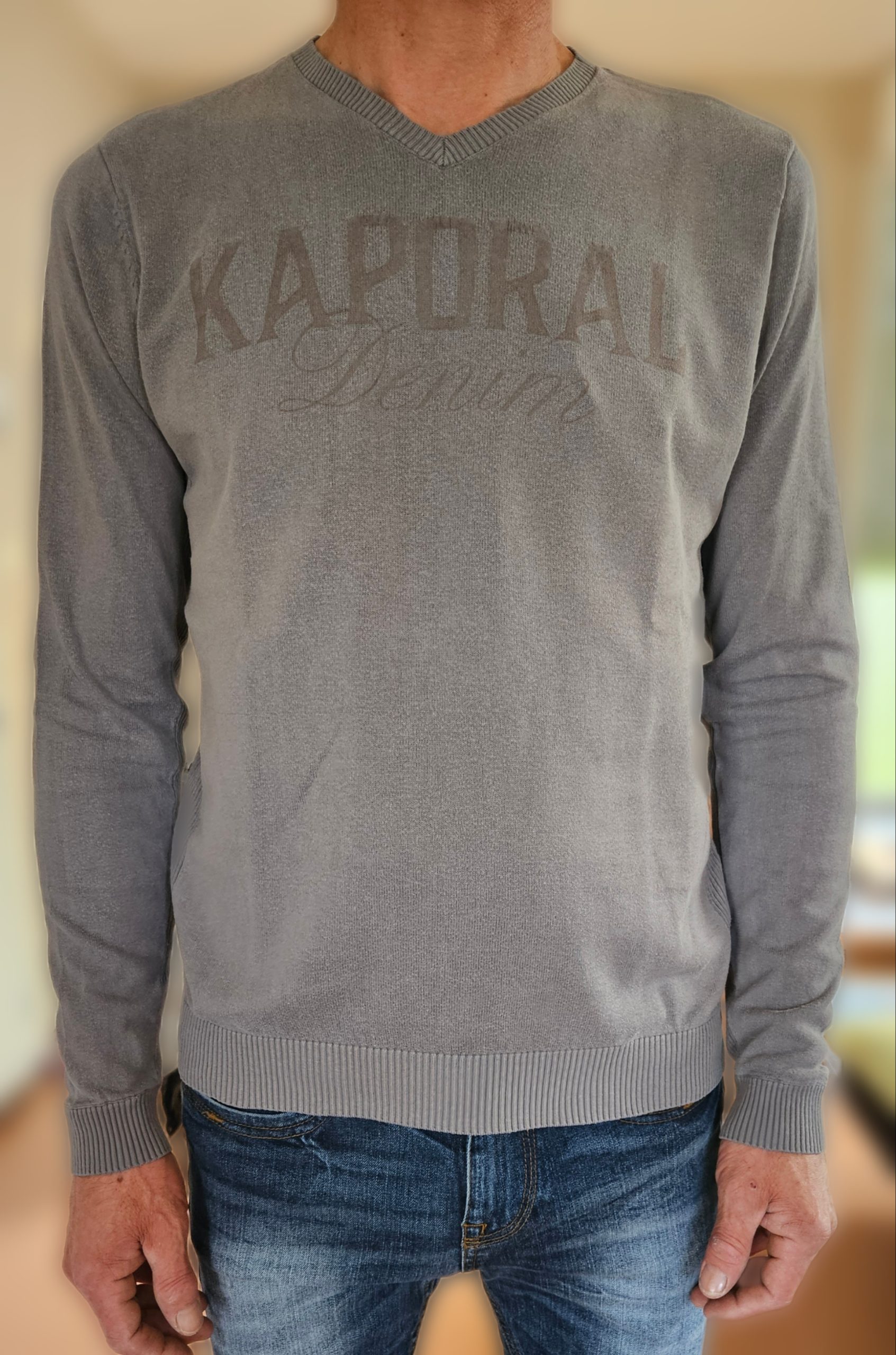 Pull Kaporal col V