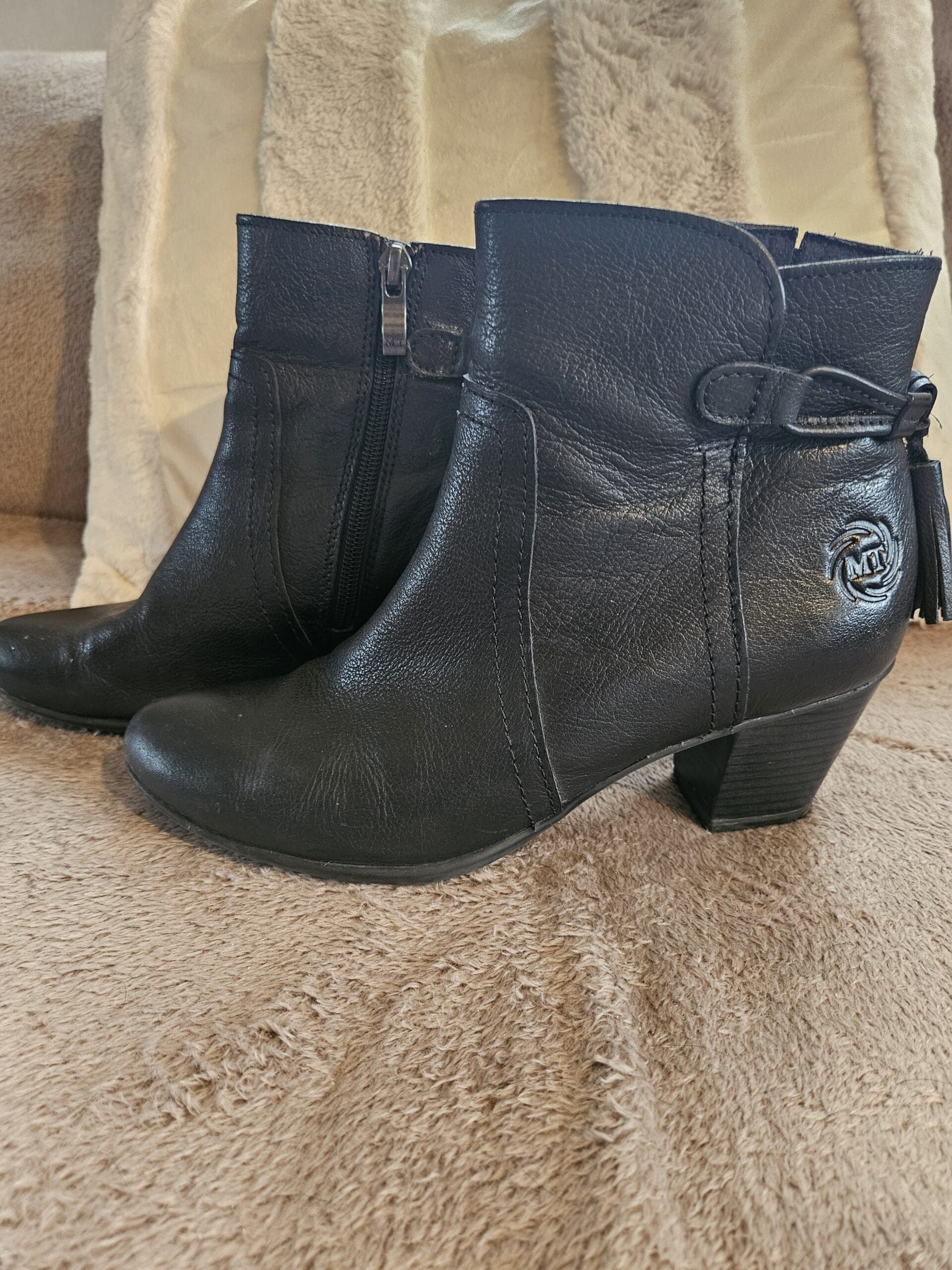 Bottines noir 37