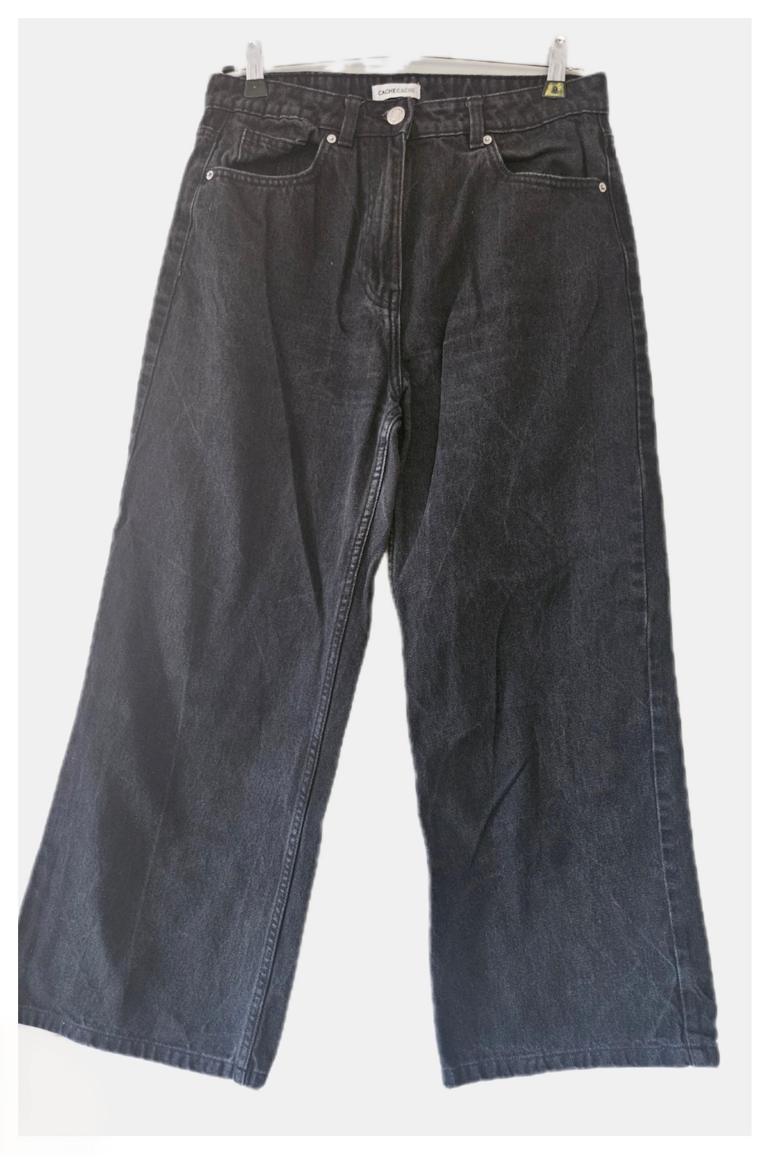 Jean Cache Cache